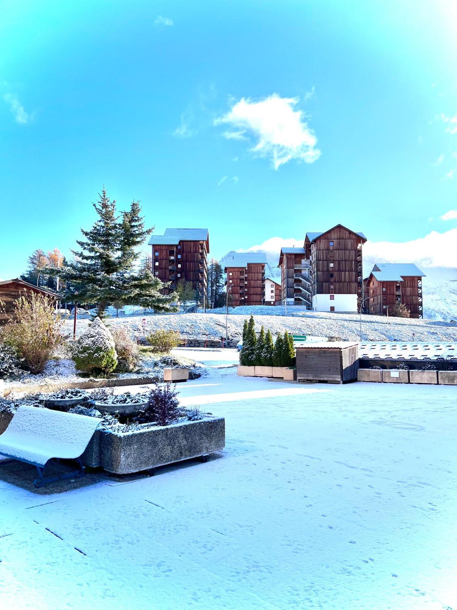 Appartement Chalets Du Super D Le Devoluy Bagian luar foto