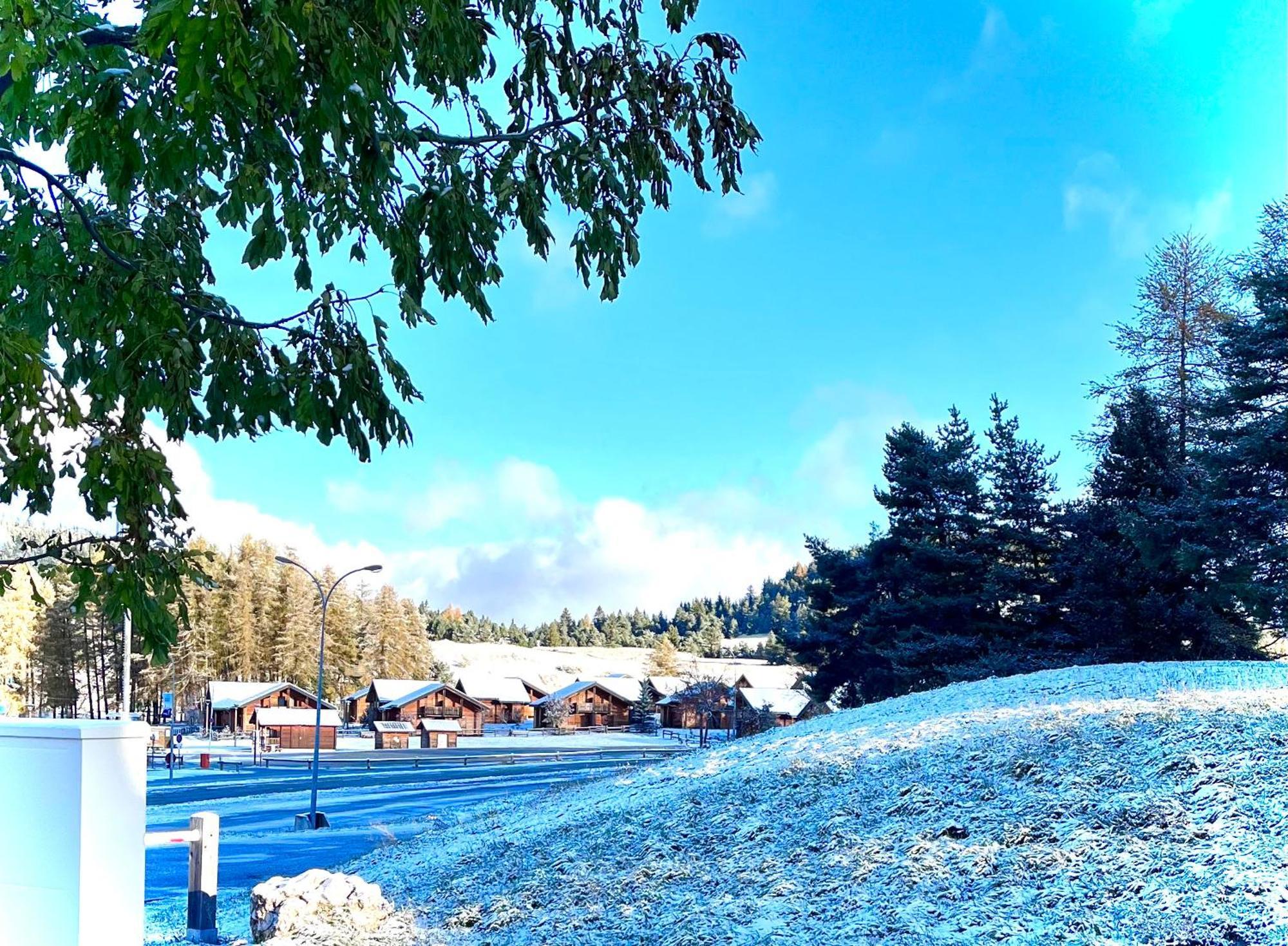 Appartement Chalets Du Super D Le Devoluy Bagian luar foto