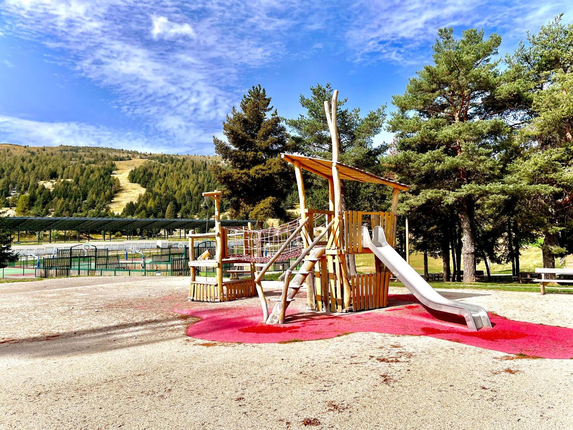 Appartement Chalets Du Super D Le Devoluy Bagian luar foto